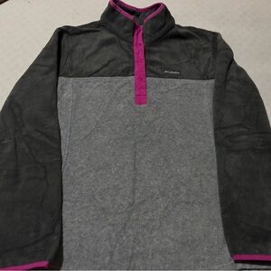 Columbia women’s Zip-Up Sweater in Gray and Pink